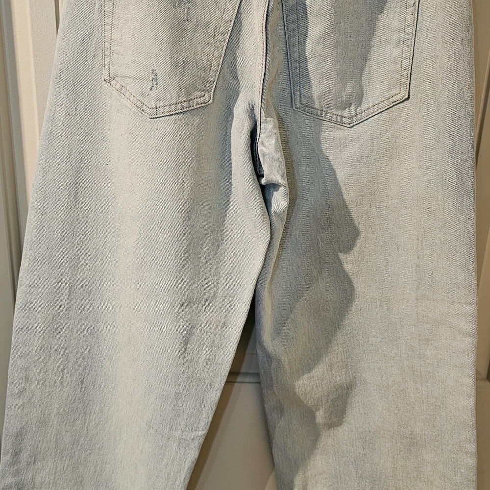 New Jean - Picture 2 of 6